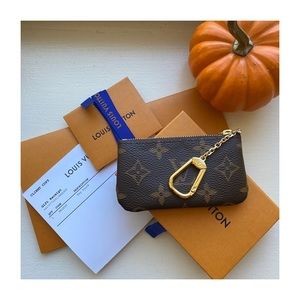 🔹Louis Vuitton key Pouch 🔹